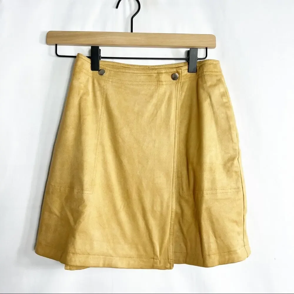 LULUS Brown Faux Suede Wrap Skirt NWT in XS